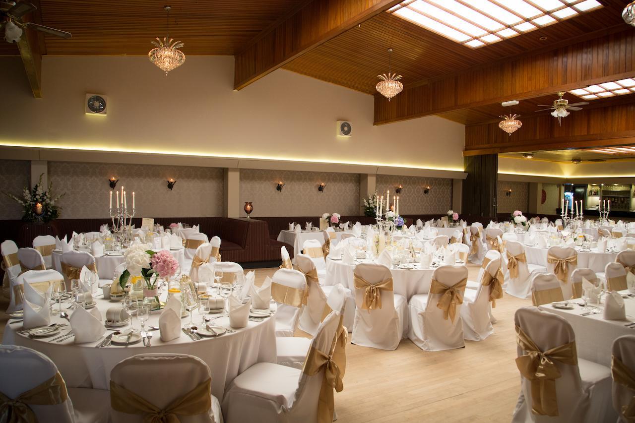 Creighton Hotel Clones Bagian luar foto